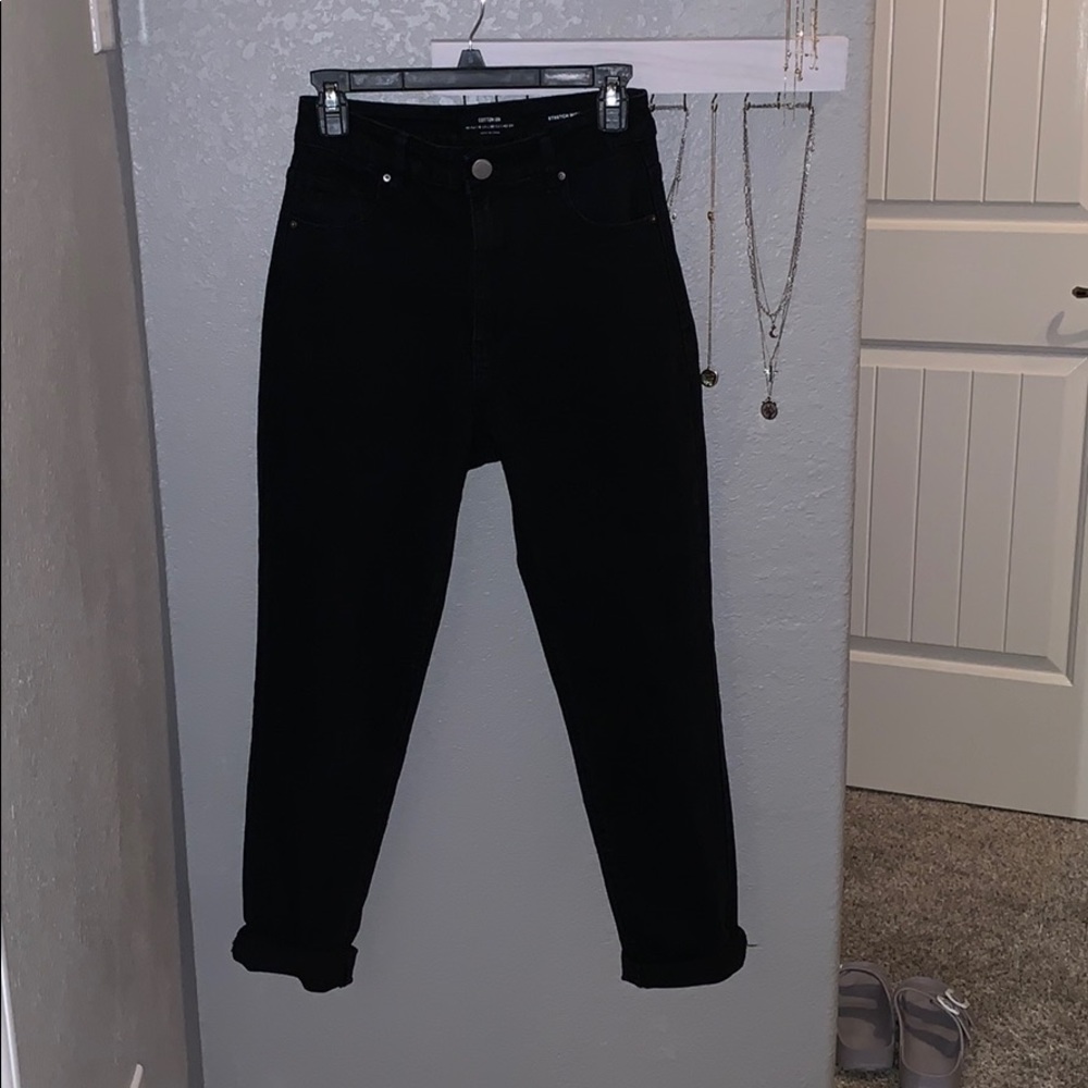 Black Mom Jeans